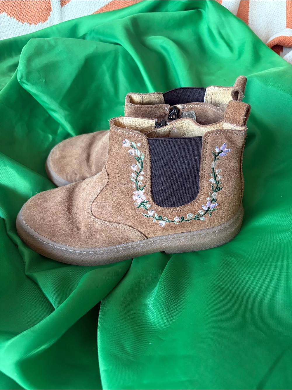 Pom D’api Girls Brown Suede Floral Chelsea Boots
